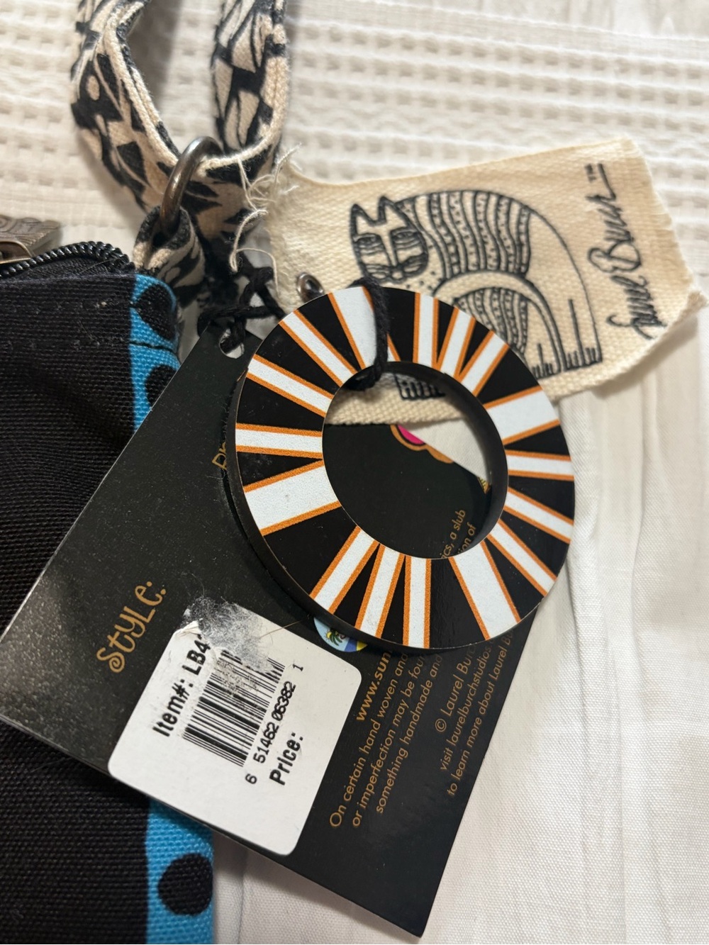 Laurel Burch Beaded Multicolor Black Canvas Cat Print Crossbody Bag - Picture 7 of 9